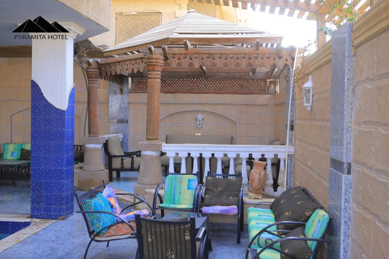 Pyramita Hotel Ghatati Esterno foto