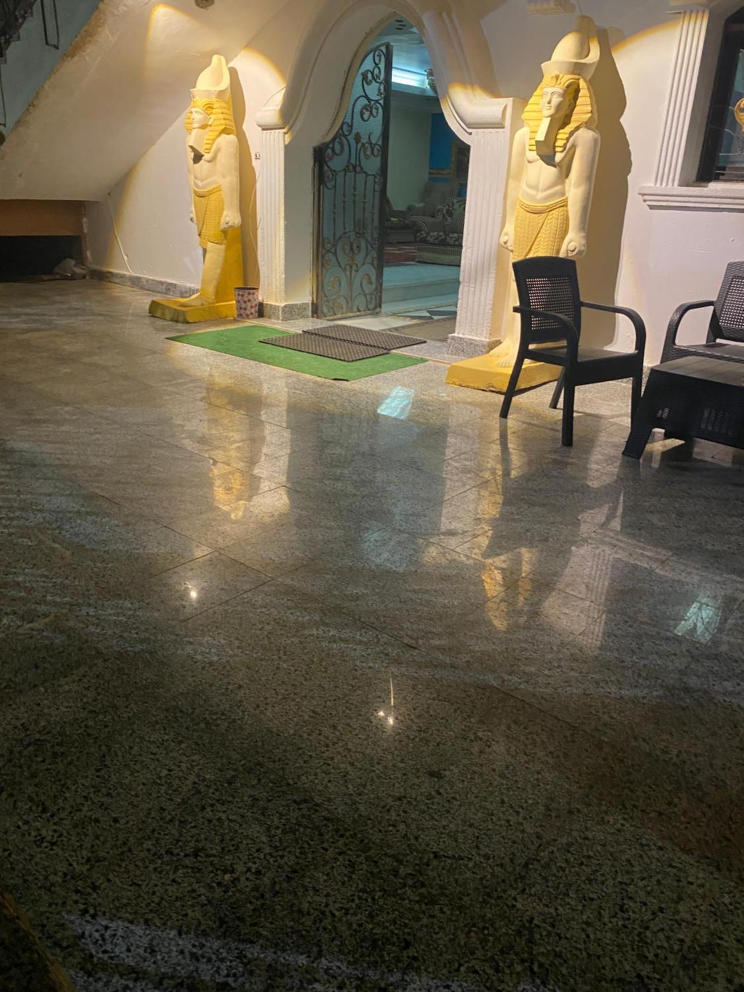 Pyramita Hotel Ghatati Esterno foto