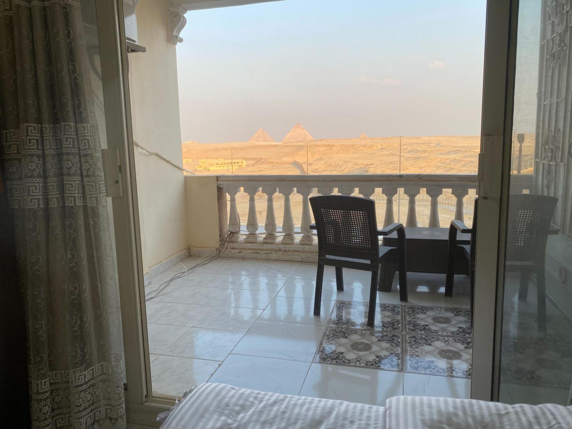 Pyramita Hotel Ghatati Esterno foto