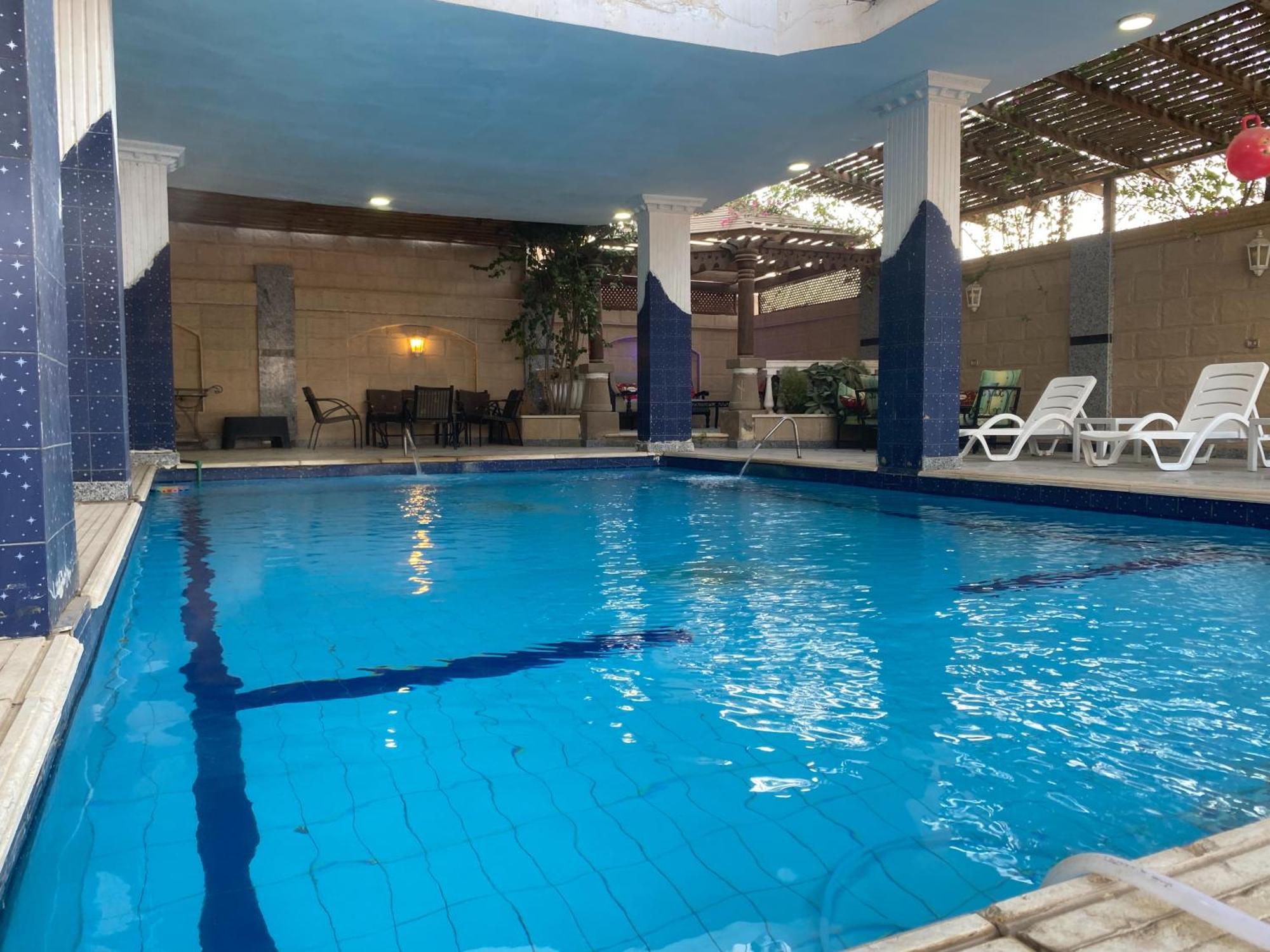Pyramita Hotel Ghatati Esterno foto